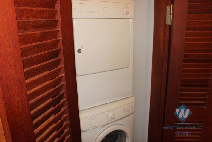 Luxury apartment for rent with 2 bedrooms in Au co st, Tay Ho, Ha Noi